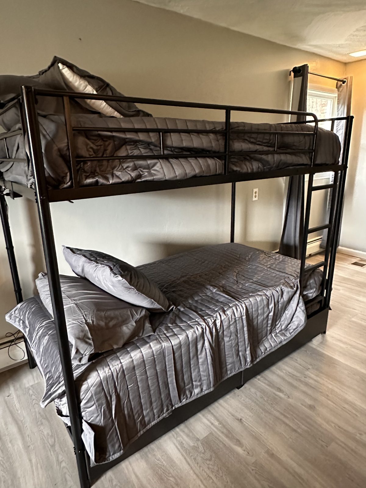 Bunk room at Serenity Woods
